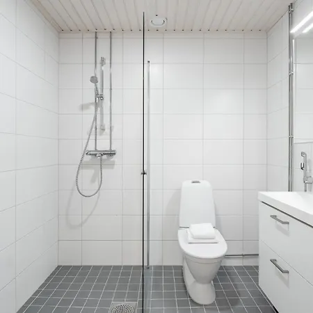 Modern 1br Next To Tram Line Apartamento Tampere