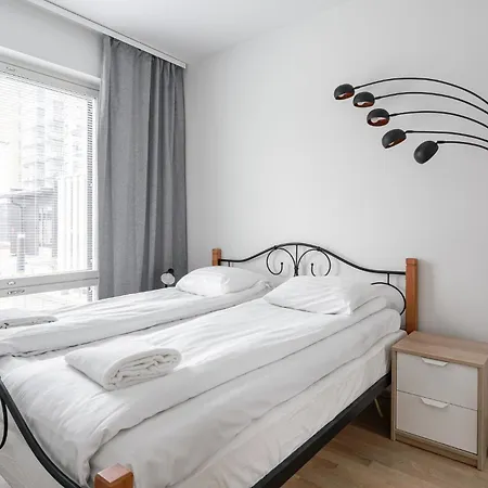 Modern 1br Next To Tram Line Apartamento