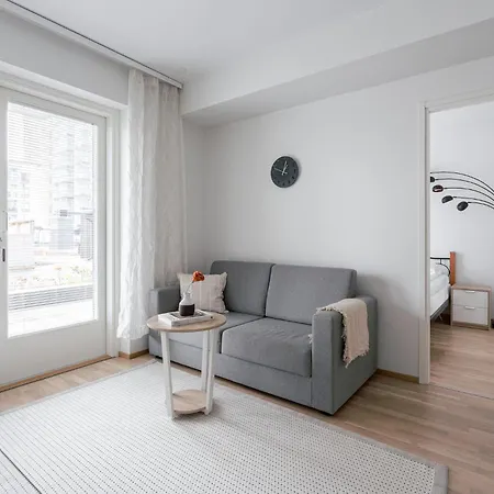 Modern 1br In Kaleva Next To Tram Line 아파트 탐페레